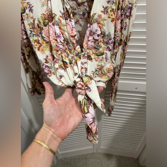 AUGUSTE The Label - Picture 2 of 3